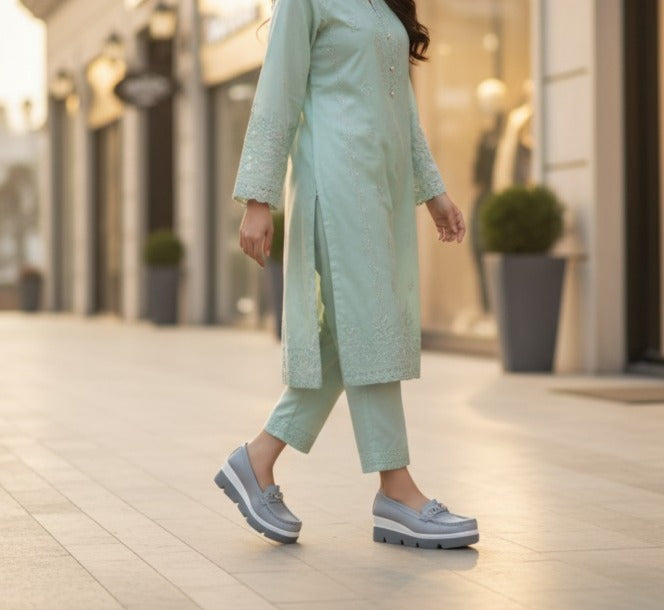 Women High Sole  Pumps_Gray