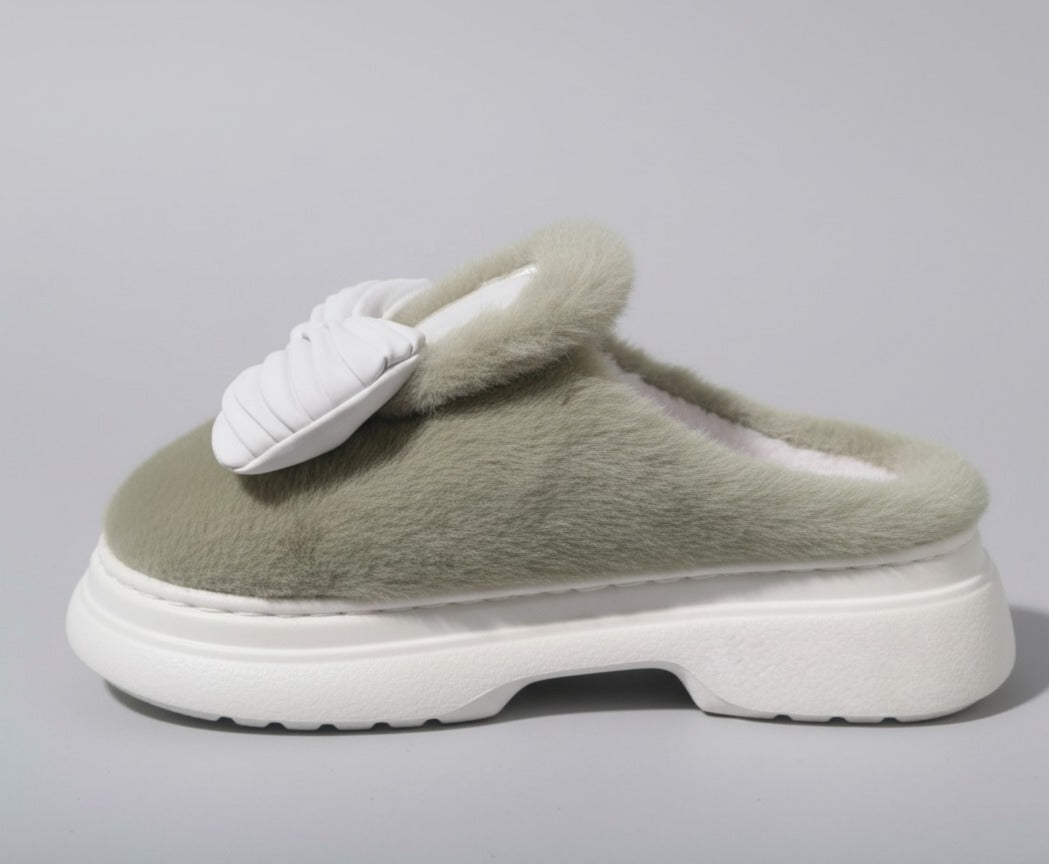 Cozy Furry Indoor Slippers for Women_Green